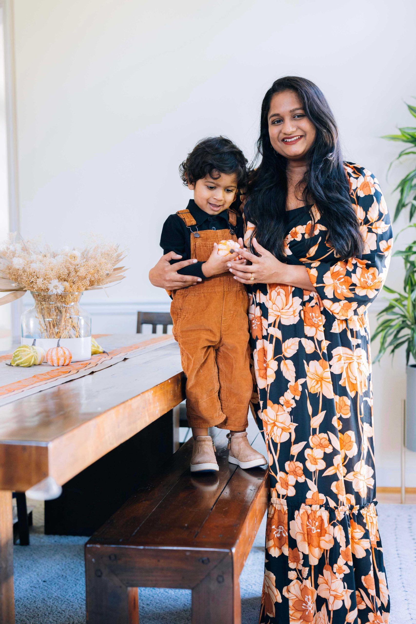 Family Matching Outfits for Fall Pictures 2023 - Dreaming Loudi