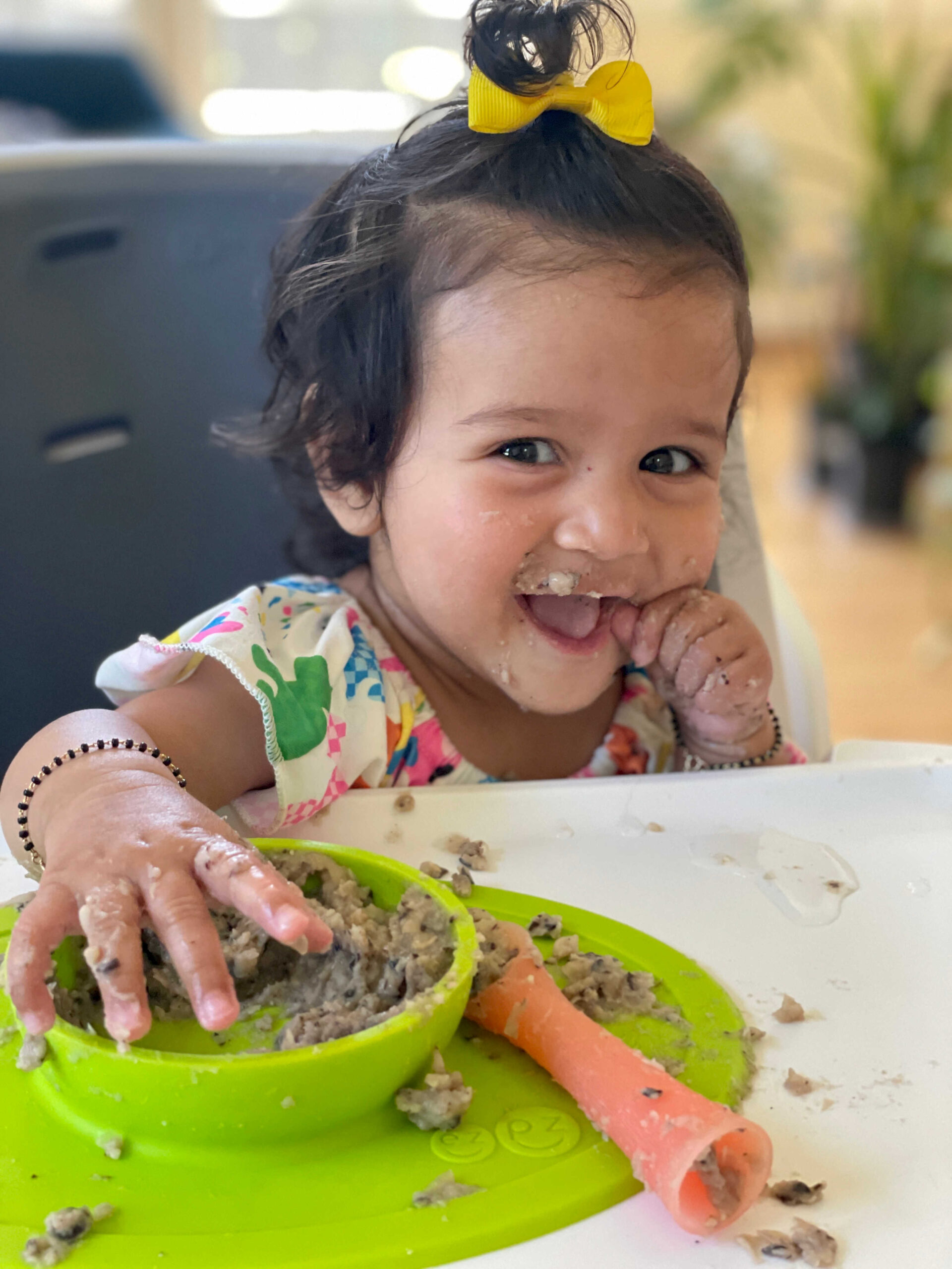 How to Start Baby-Led Weaning Guide for Indian Mothers by Top Us Mom Blogger Dreaming Loud