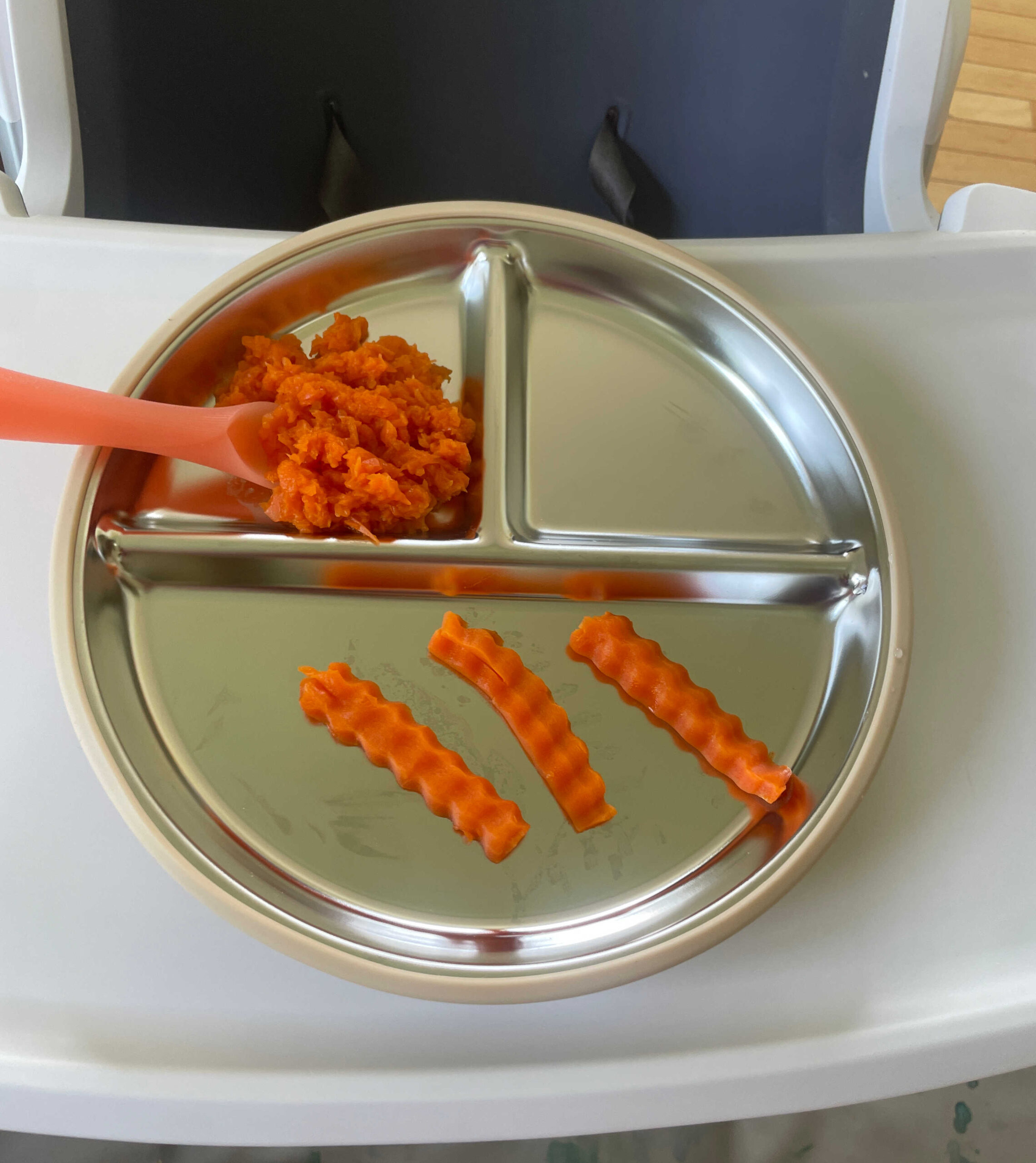 6 Month Baby-Led Weaning Meal Ideas Week 1 - Baby First Food Carrots by top US Mom Blogger Dreaming Loud
