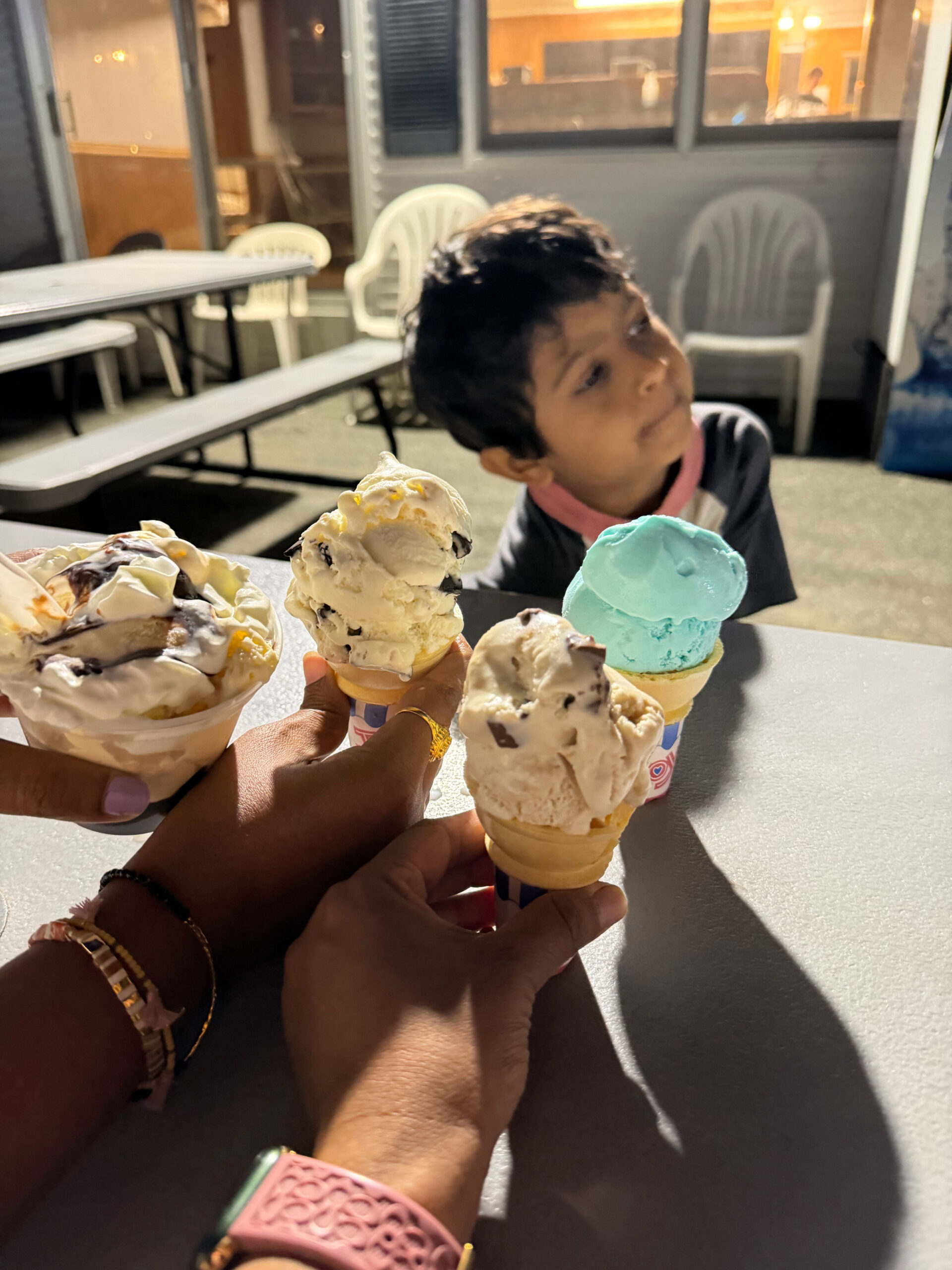 Acadia National Park with a Toddler & a 5-Year-Old- Bar Harbour Ice Cream by Top Us Mom Blogger Dreaming Loud